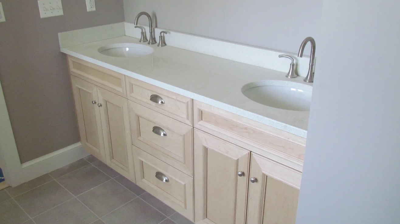 Bathroom Sink Overflow Cleanup in Kirkland, WA